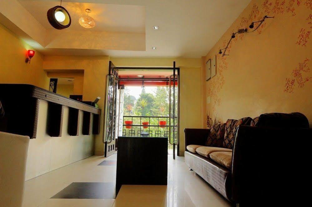 Hotel Majestic Shillong Eksteriør billede