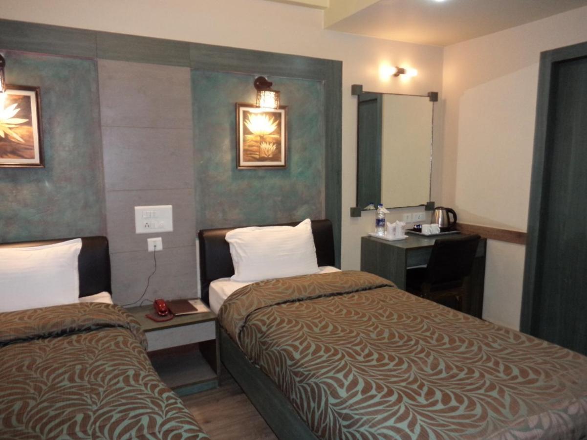 Hotel Majestic Shillong Eksteriør billede